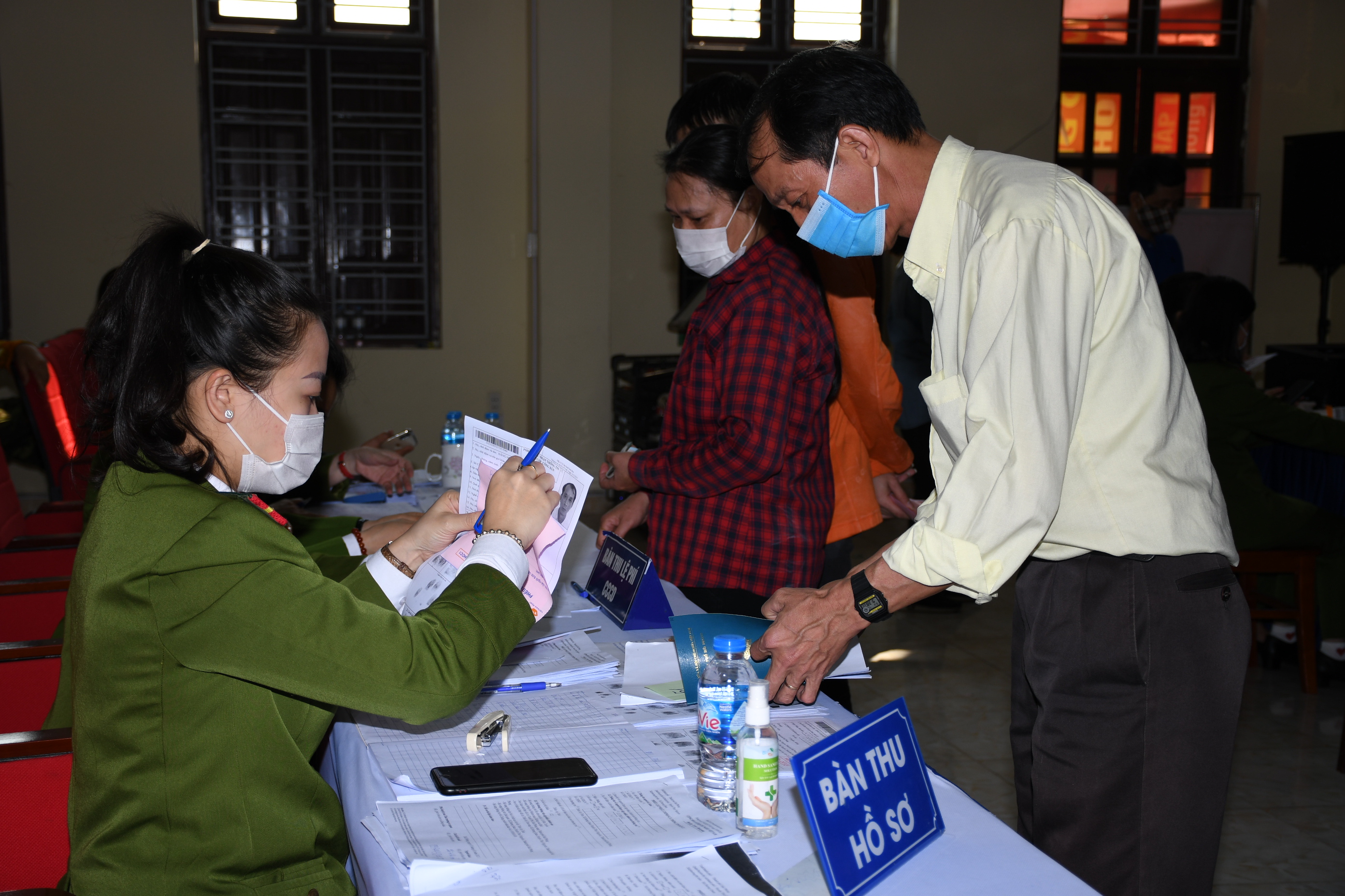 Nhân dân gửi Thư cảm ơn Đội 2, Phòng Cảnh sát QLHC về TTXH